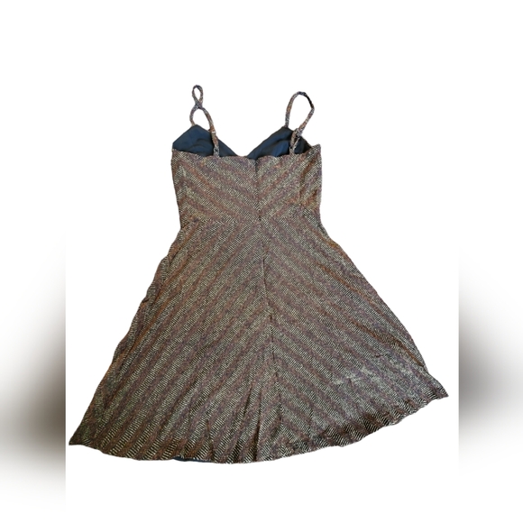 Strappy Chevron Dress - Picture 2 of 5